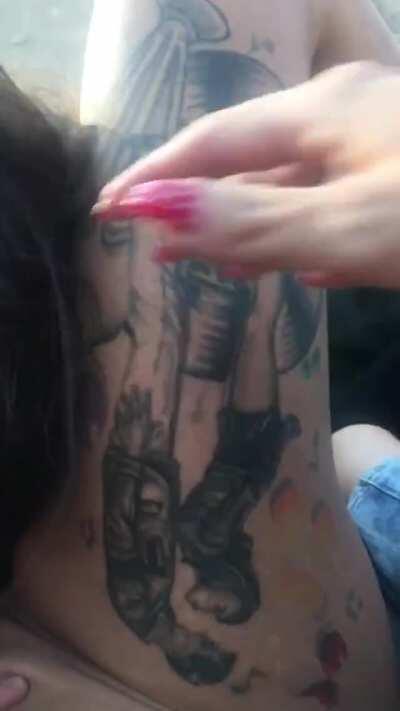 Anyone know the woman eating pussy or the actual source ???