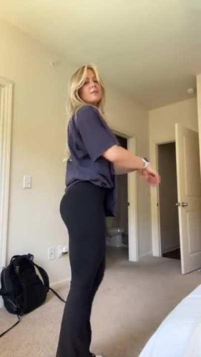 Blondie in black flares