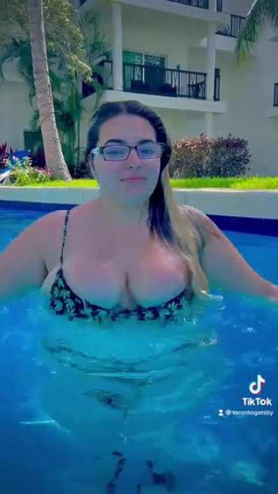 @torontogatsby - he told me he likes watching me jump