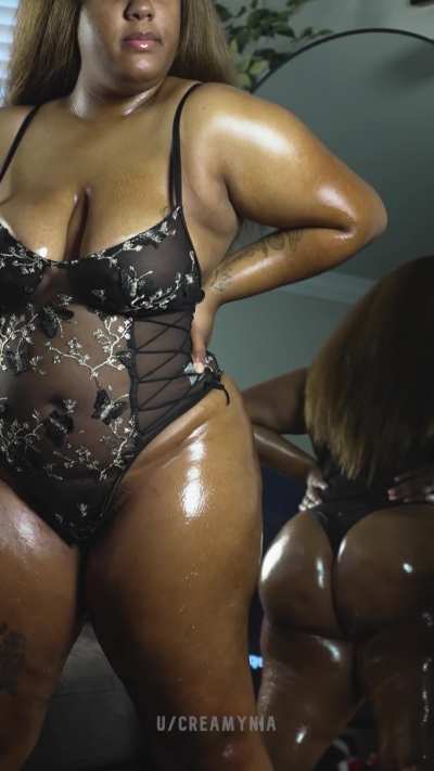 Team Ass vs Team Tits...Explain your reasoning 