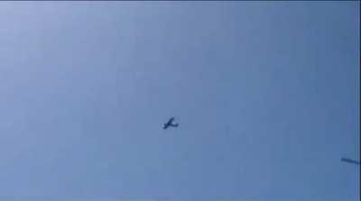 Russian tourists in Miami are thrilled to see a plane flying… not so thrilled when they see the message