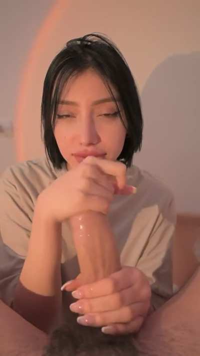 Ruth lee is so amazing she get me so weak