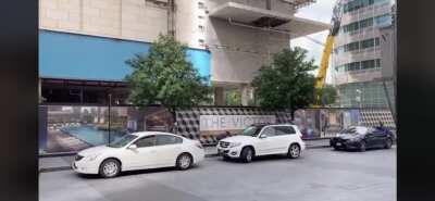 Bird with a history of attacking joggers caught in the act in Downtown Dallas today.