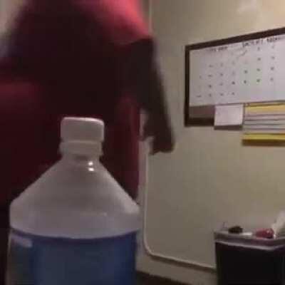 Observe as the powerful gusts from this butt are enough to overcome such a difficult challenge!