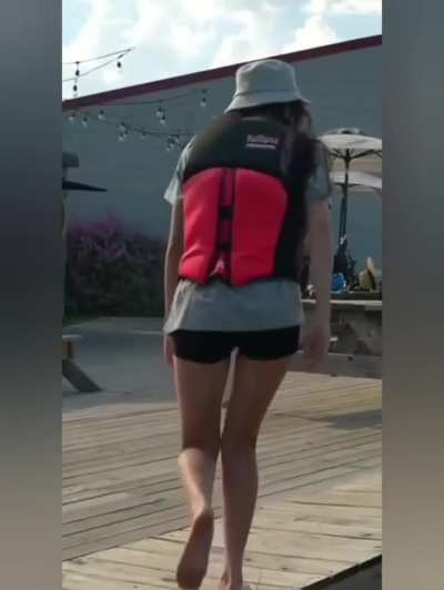 Emiru water sports stream w/ ExtraEmily - September 2025