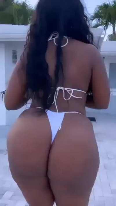 daydayminaj2.0 (@daydayminaj2.0)