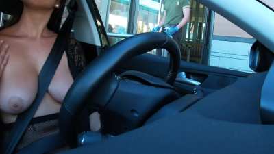 Exposing my tits while I'm waiting in the drive thru
