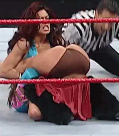 Melina getting a perfect view of Mickie James