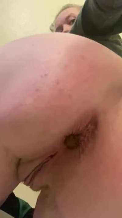 I wanna be your favourite scat girl💩 I love all kind of fetishes and sex [F] S:nap: diasy_daisy21