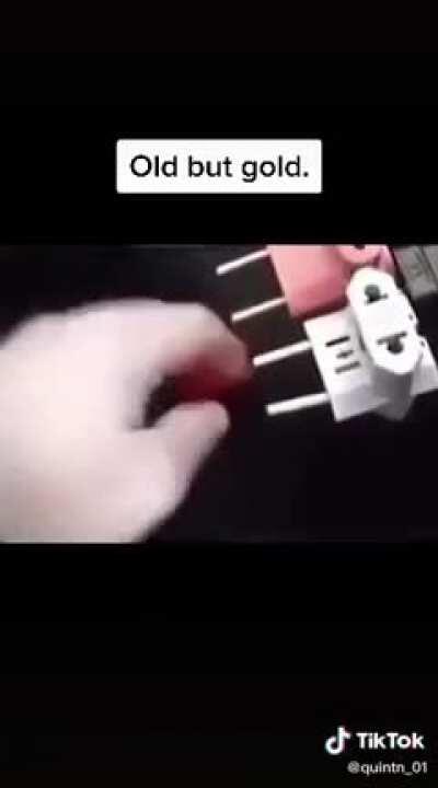 ABRUPTCHAOSSOAHCTPURBA