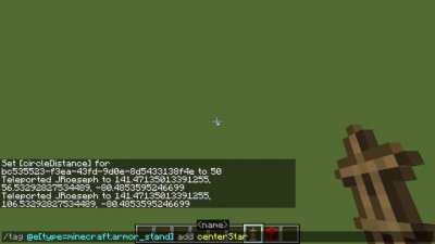 I was playing with distances and circles and decided to make this datapack