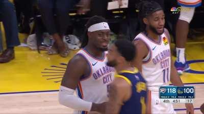 [Highlight] Lu Dort checks in, makes sure to rub Isaiah Joe's hand to rub off some hot shooting touch