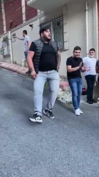 Bugün valo yok çet :