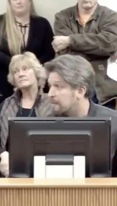 Anti-maskers in South Dakota standing up for their rights to be...