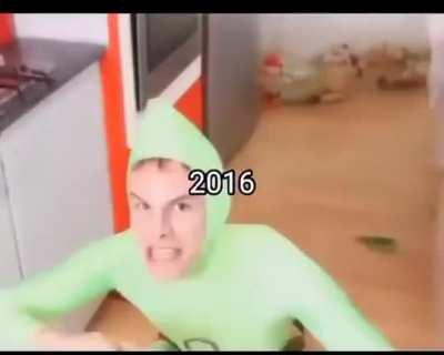 Кто старое помянет, тому глаз вон, а кто забудет, тому оба