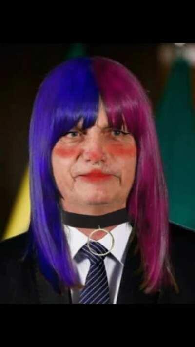 titulo esta a jogar fogaréu livre 🤫🤫🤫