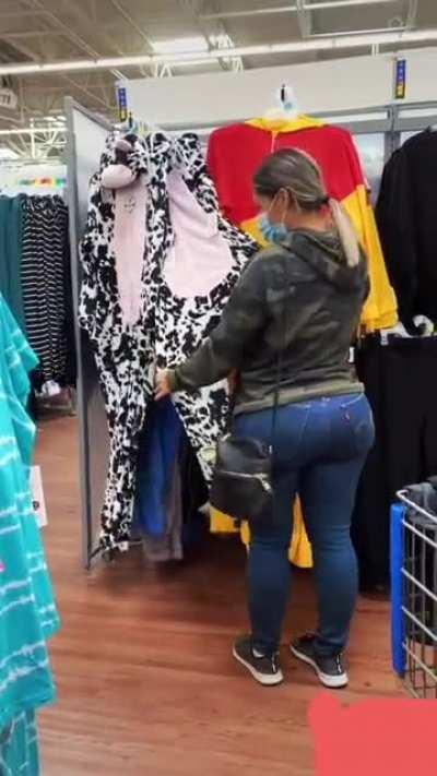 my mom being a child at heart ❤ (oc)