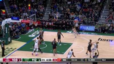 [Highlight] Dame breaks Şengün's ankles and then drains the three pointer!