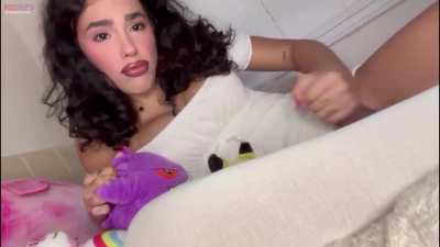 Is being trans and horny everyday an issue for u?