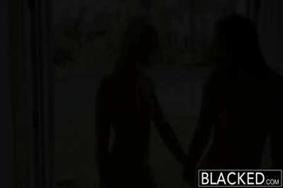 Anikka Albrite & Dani Daniels Kiss