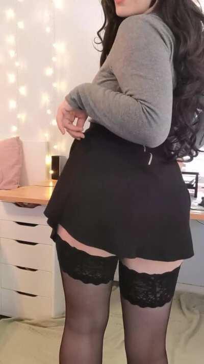 I wish I could show off my booty in the office again, but reddit will do for now
