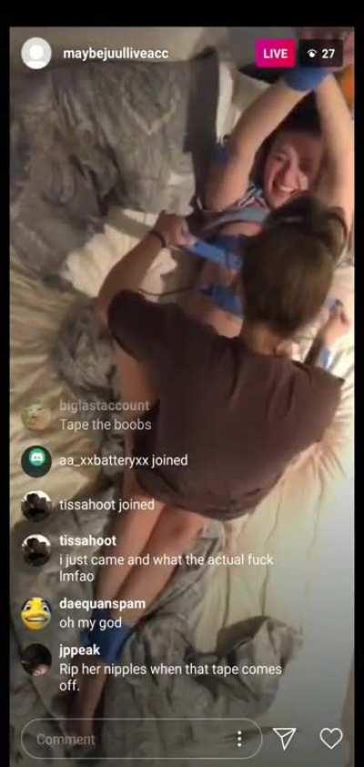 NiCe 5 this is one of my favorite lives 🤤