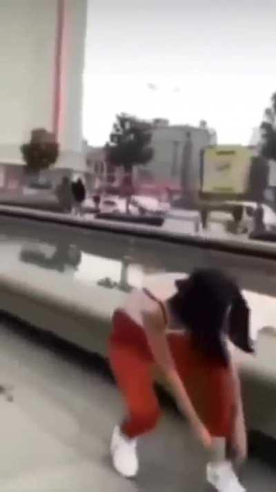 What is the name of this trick ? WAO