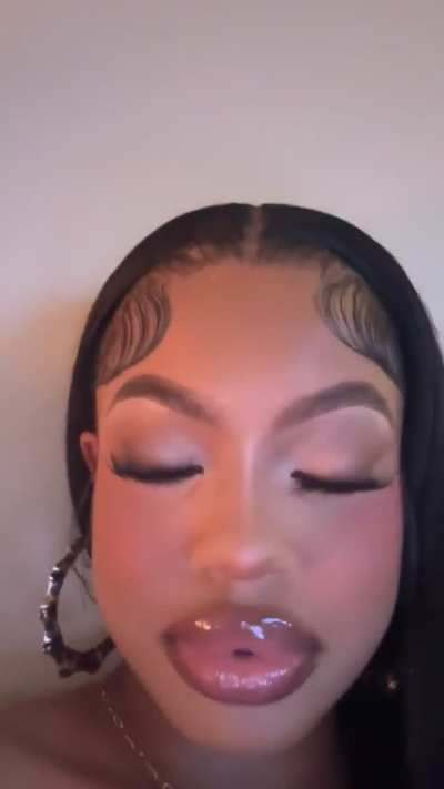 Kimiya.nichelle live