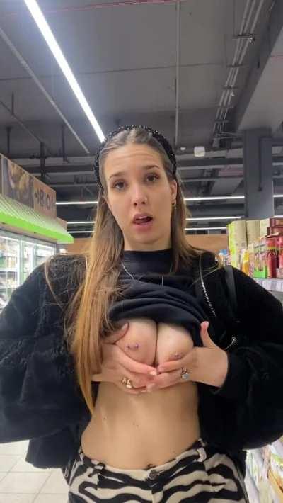 What would you do if you saw me take this naughty vid? 😈