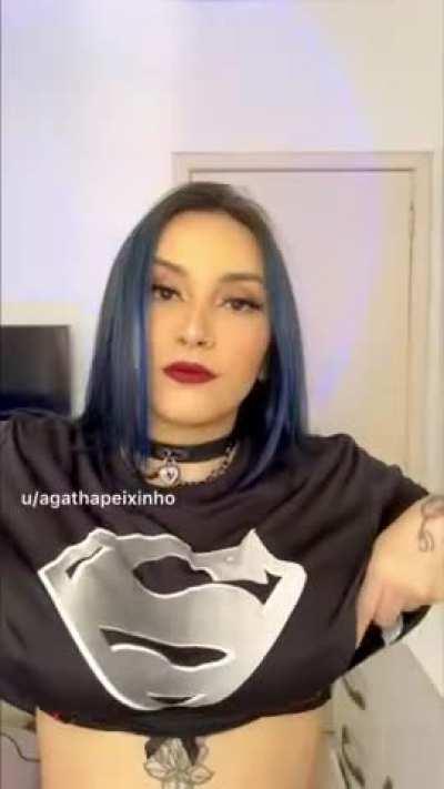 come spend christmas with your goth girl