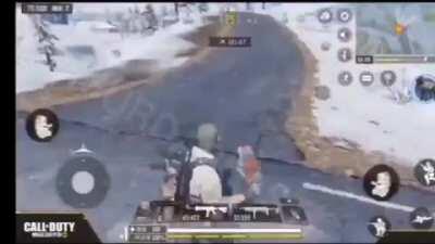 Codm Chinese version is getting dogs instead of zombies(so unfair)