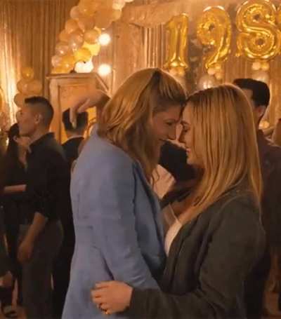 Caity Lotz & Jes Macallan