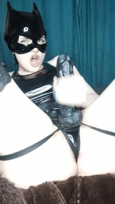 A little more and I'll cum on your elastic ass