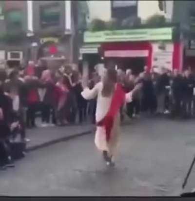 Guys, I think I found the counter for coffin dancers