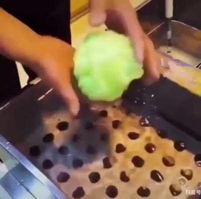 Making fake lettuce which is usually displayed in the windows of restaurants so you 