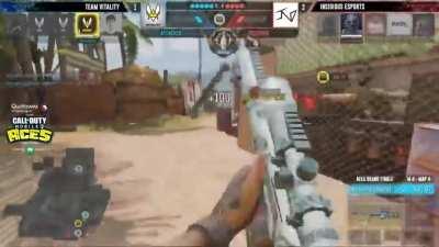 1v3 from Moonscope to clutch the map in a $33000 tourney grandfinals