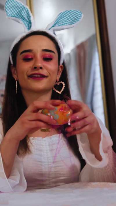 Jada Kai Testing Isabella Nice's Sexuality - Easter Tape