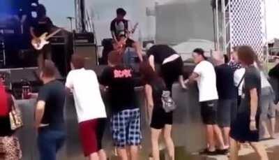 One-hit wonder (xpost r/dontbestupid)