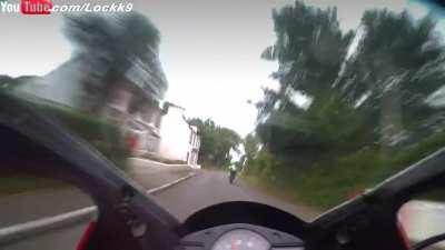 Green and Grey Blur at 200-MPH / 320-km/h on the 