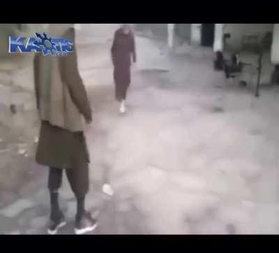 Head soccer is so fun.... they crayoning the head in a special style