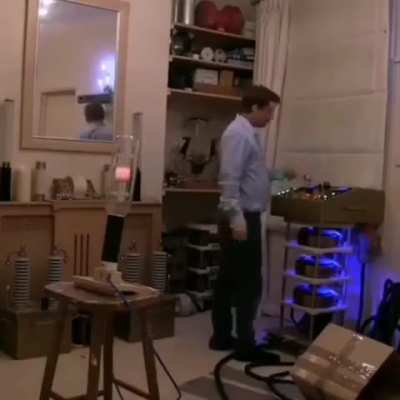  Тест лампочки 20 000 Ватт