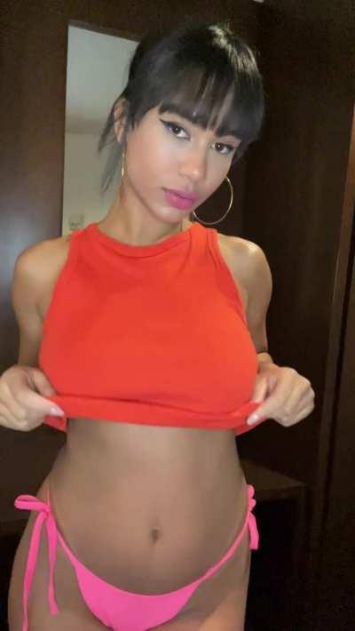 I’m sad and craving male attention so here you go!