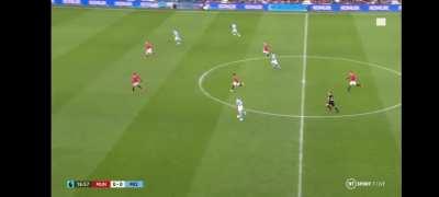 Fred's double tackle on De Bruyne after Utd lost possession.