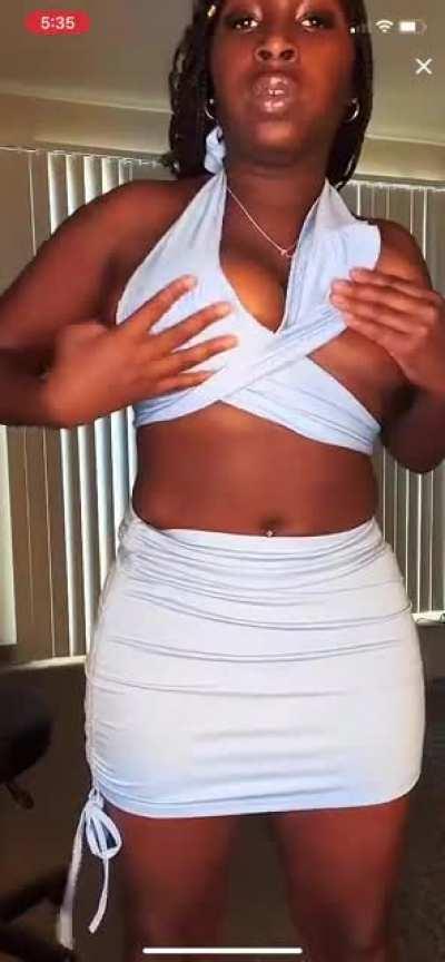 Popped right out😂