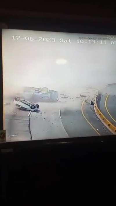 Bus crash on motorway, Pakistan. 12 - 13 Deaths reported.