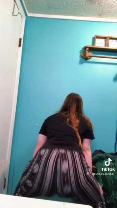 Soft & Jiggly No.458 😍🍑