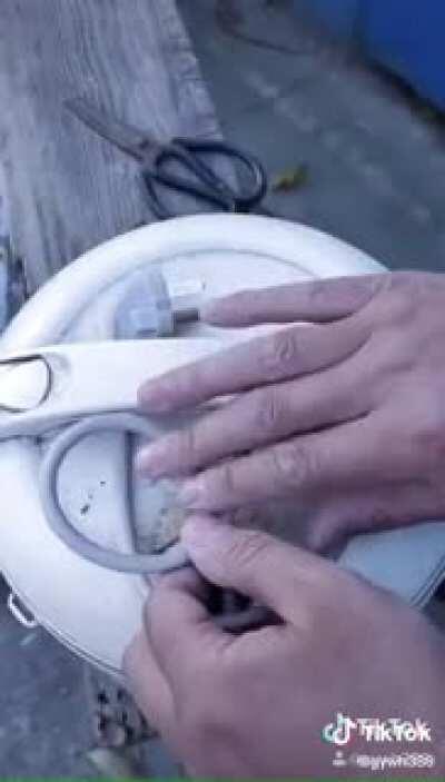 LPT: How to deal with a tangled wire