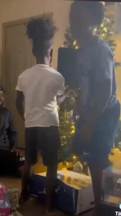 prank! your kids with Ps5 gift