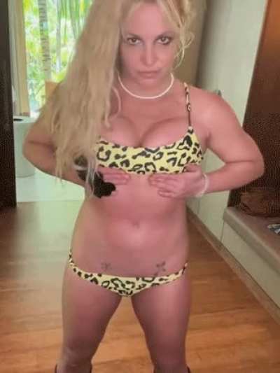 So irresistible 💦 😍 