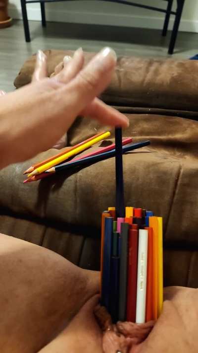 Set complete — pussy-powered creativity unlocked 🎨😏